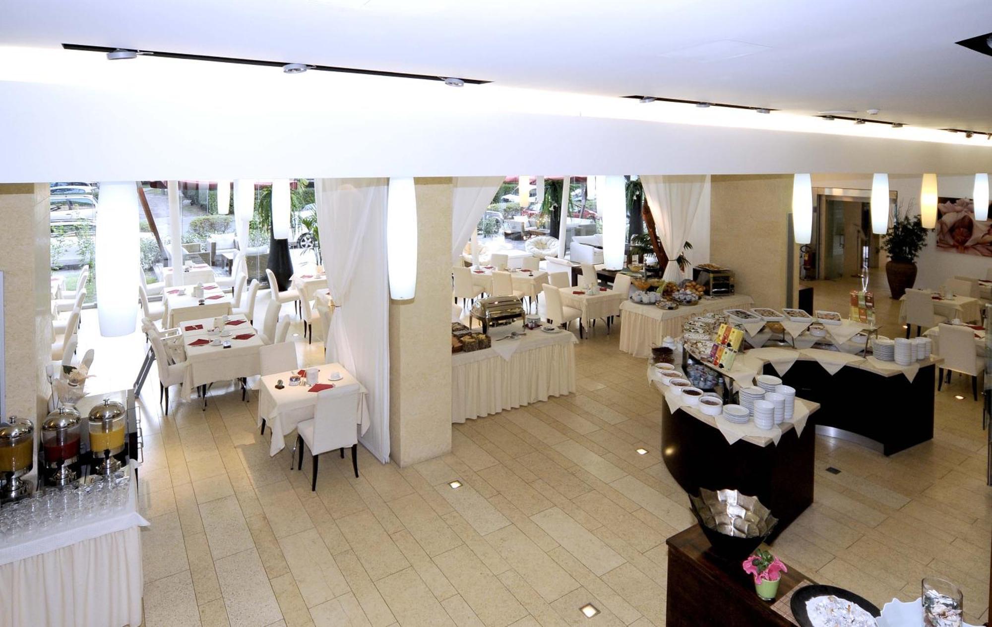 Hotel Rex Lignano Sabbiadoro Zewnętrze zdjęcie