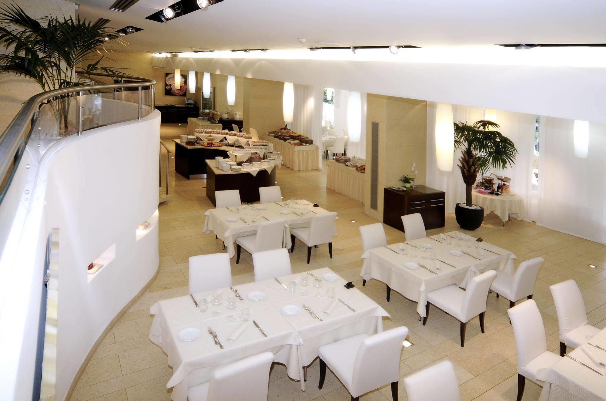 Hotel Rex Lignano Sabbiadoro Zewnętrze zdjęcie